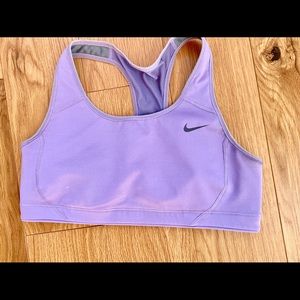 Nike classic sports bra